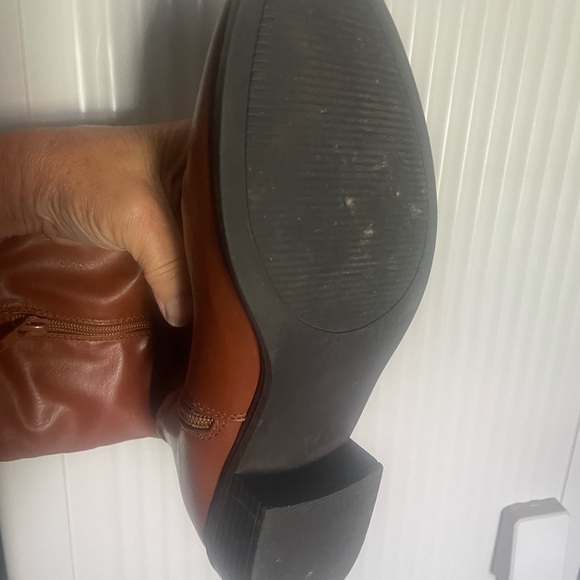 Brown Leather Women's Boots - Picture 3 of 7